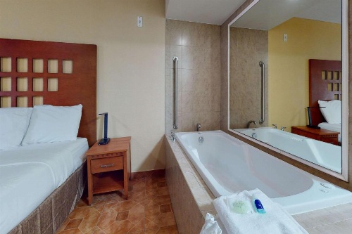 Rodeway Inn & Suites Fort Lauderdale Airport & Cruise Port image 26