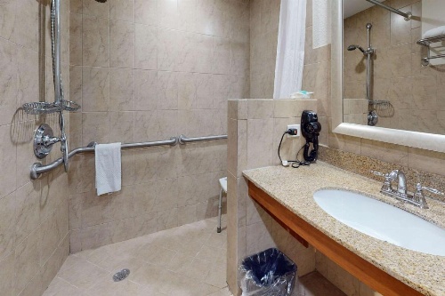 Rodeway Inn & Suites Fort Lauderdale Airport & Cruise Port image 29