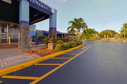 Rodeway Inn & Suites Fort Lauderdale Airport & Cruise Port image 46
